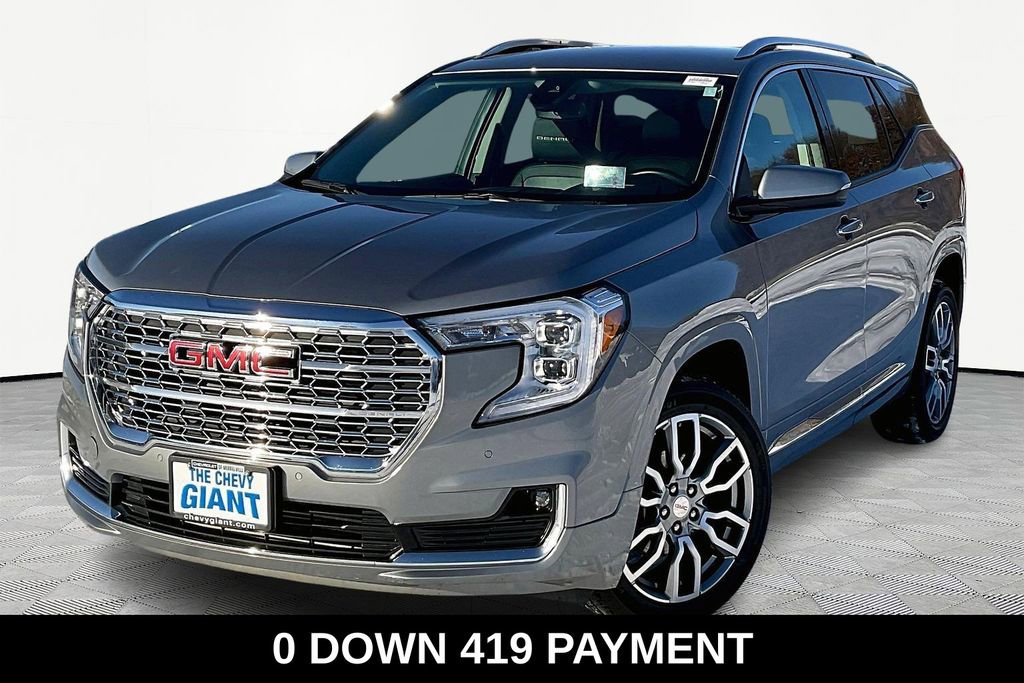 Used 2024 GMC Terrain Denali image 1