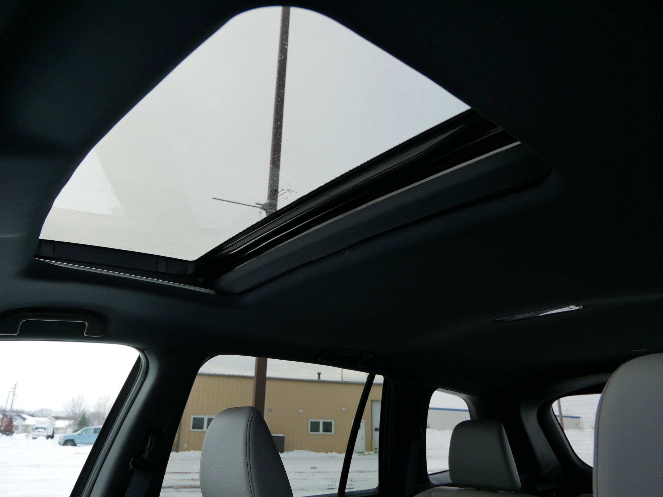 Certified 2025 Honda Passport EX-L image 33