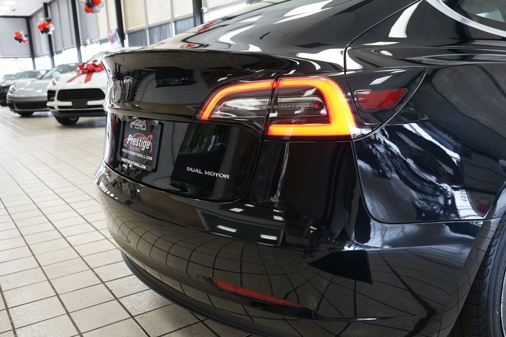 Used 2018 Tesla Model 3 Long Range image 14