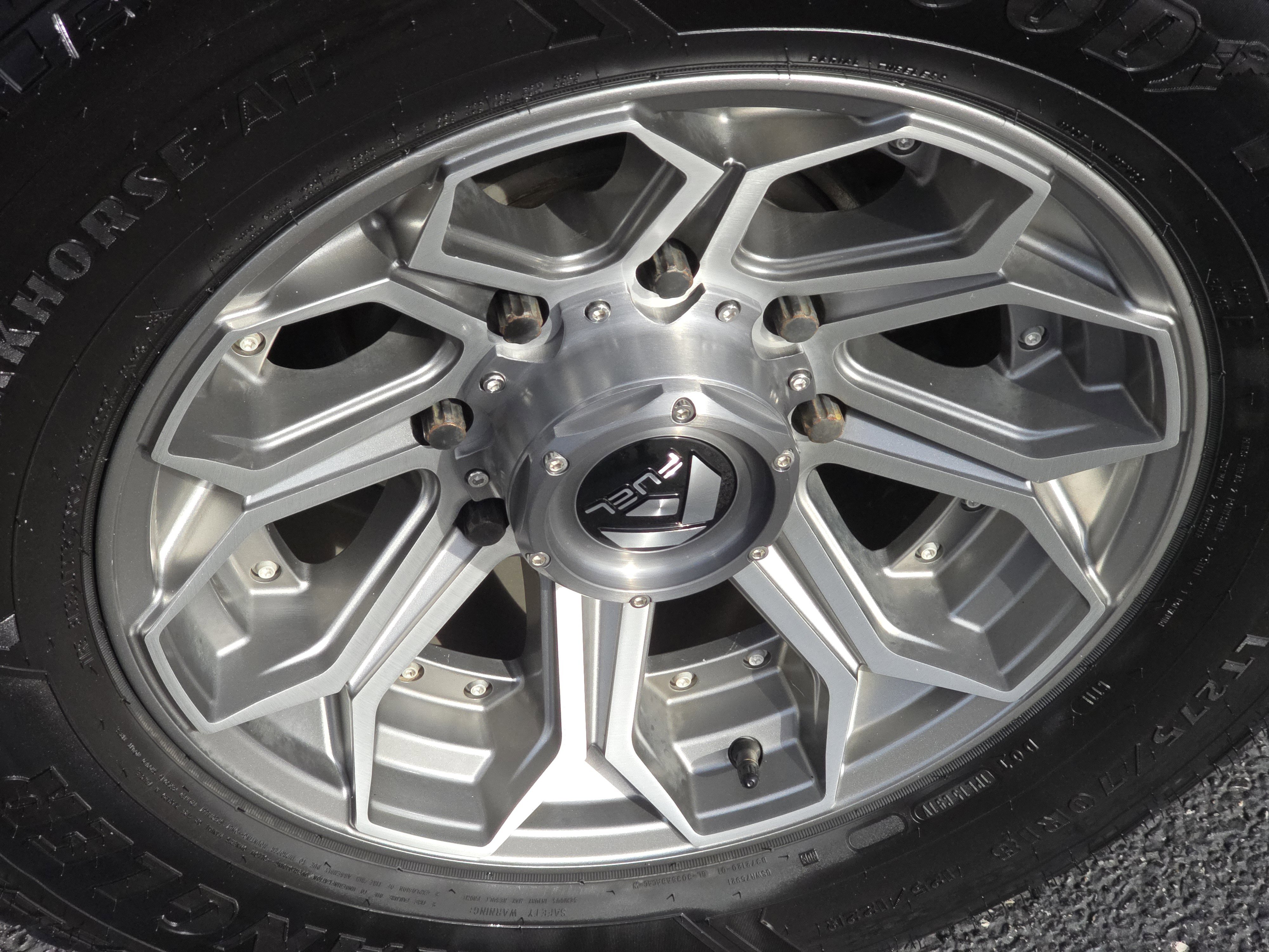 Used 2020 GMC Sierra 2500 SLT w/ Gooseneck/5TH Wheel Package image 3