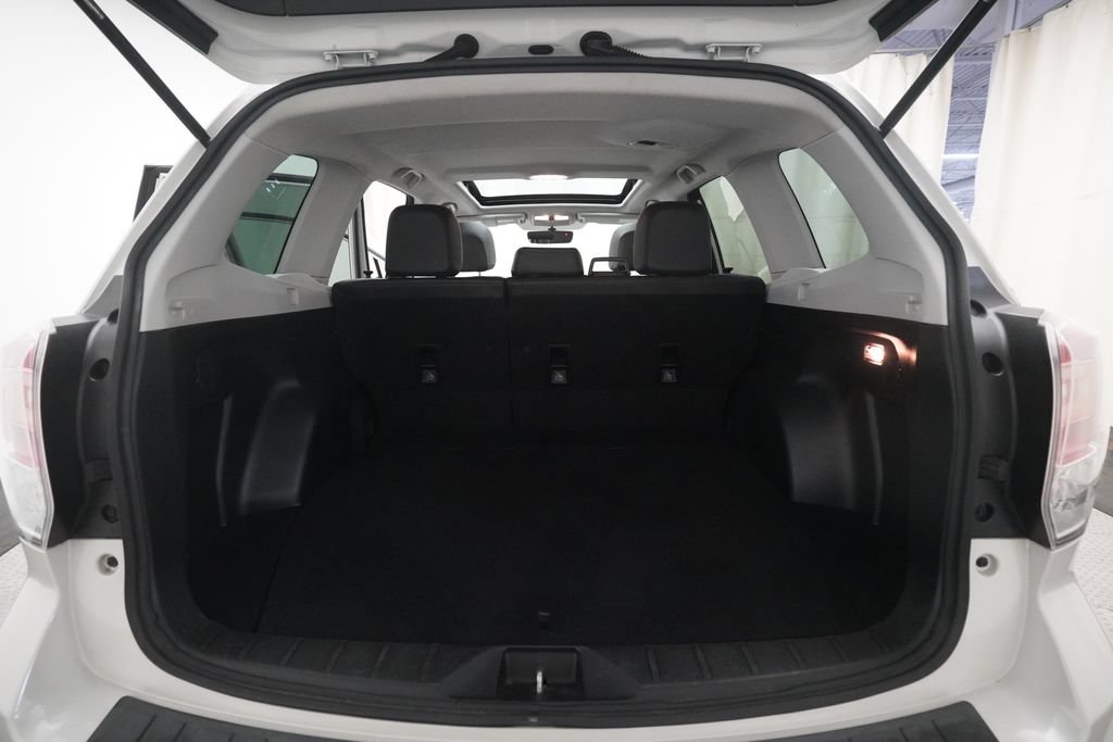 Used 2017 Subaru Forester 2.0XT Premium AWD/4WD image 9