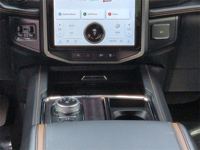 Certified 2024 Ford Expedition Max Platinum image 19