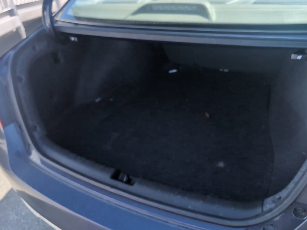 Used 2017 Honda Accord EX-L image 11