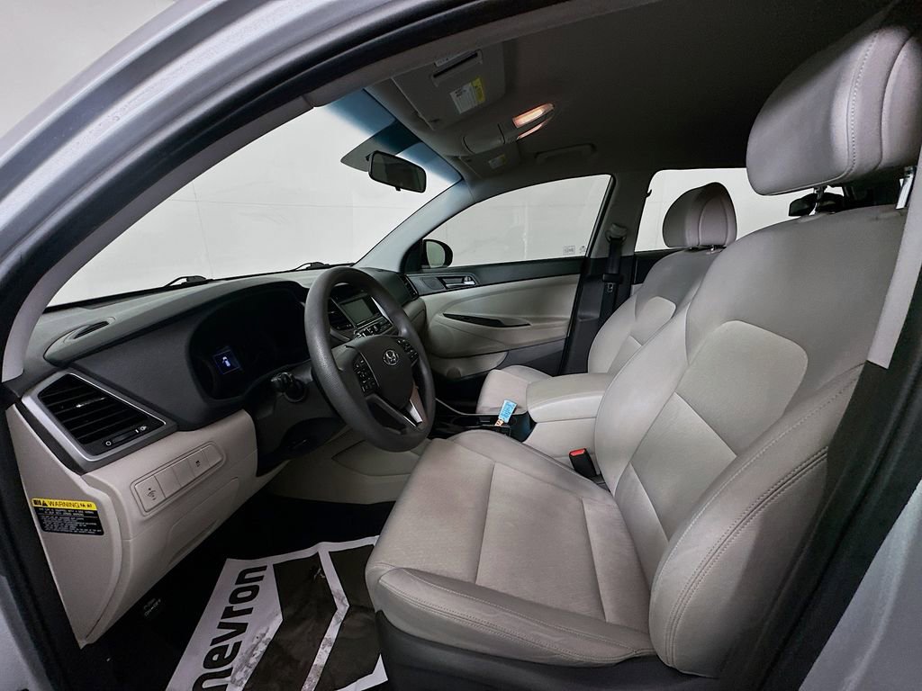 Used 2017 Hyundai Tucson SE image 19