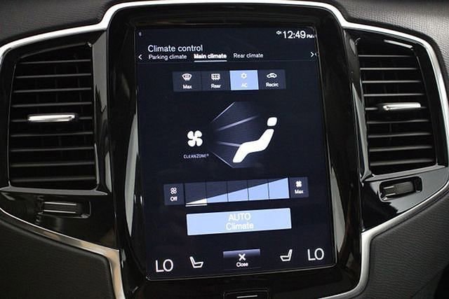 Used 2021 Volvo XC90 T6 Momentum w/ Protection Package Premier image 40