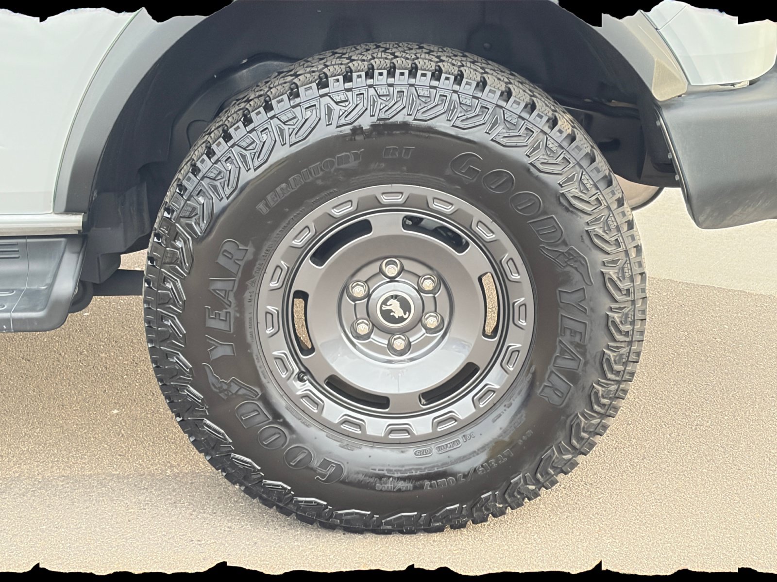 Used 2025 Ford Bronco Outer Banks w/ Sasquatch Package AWD/4WD image 24