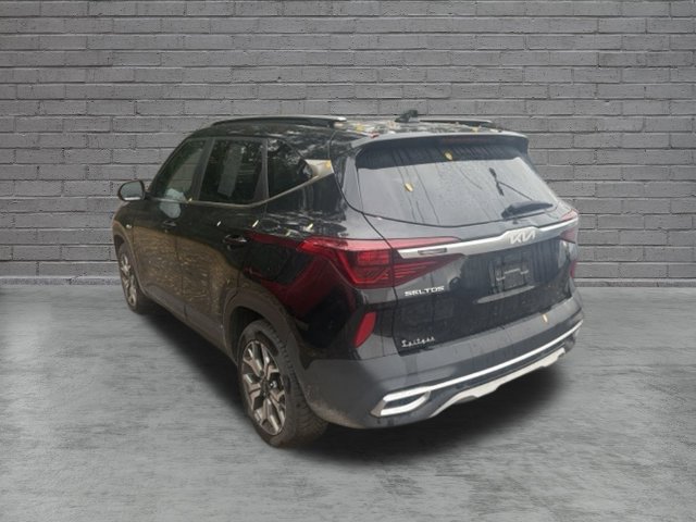 Used 2023 Kia Seltos EX AWD/4WD image 4