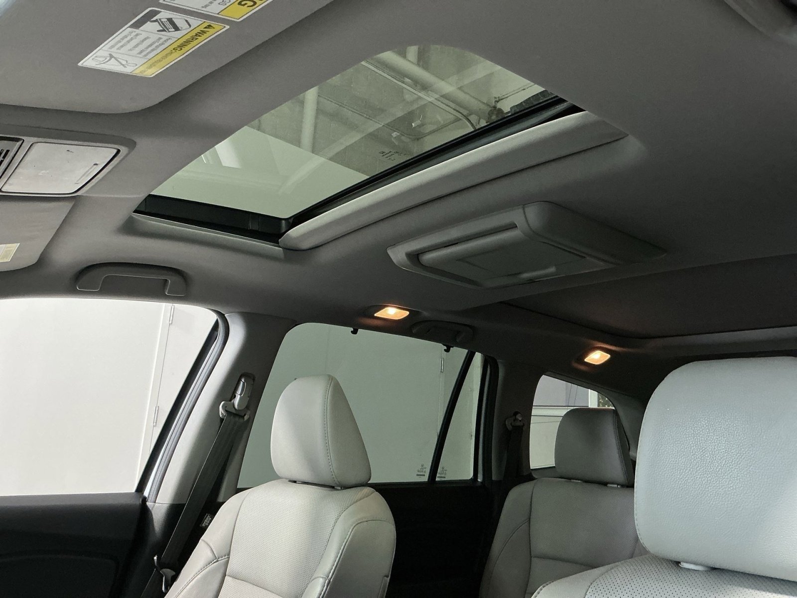 Used 2018 Honda Pilot Elite image 25