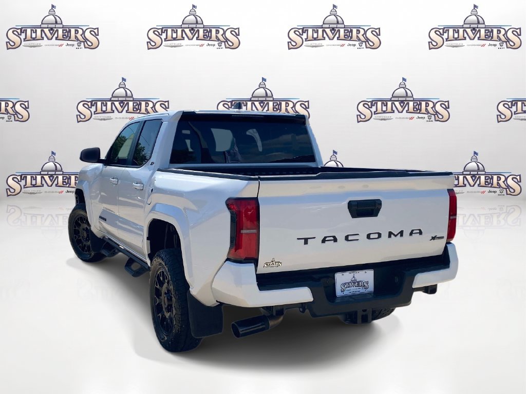 Used 2025 Toyota Tacoma SR5 RWD image 6