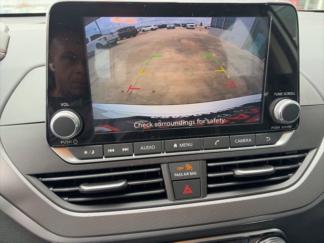 Certified 2025 Nissan Altima 2.5 SR image 17