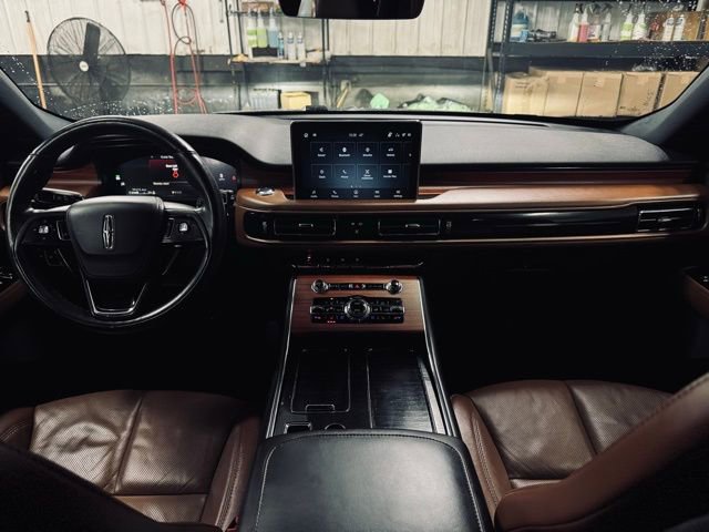 Certified 2024 Lincoln Aviator Reserve w/ Elements Package Plus image 28
