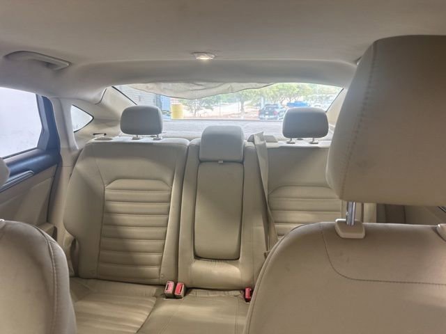 Used 2015 Ford Fusion SE image 16