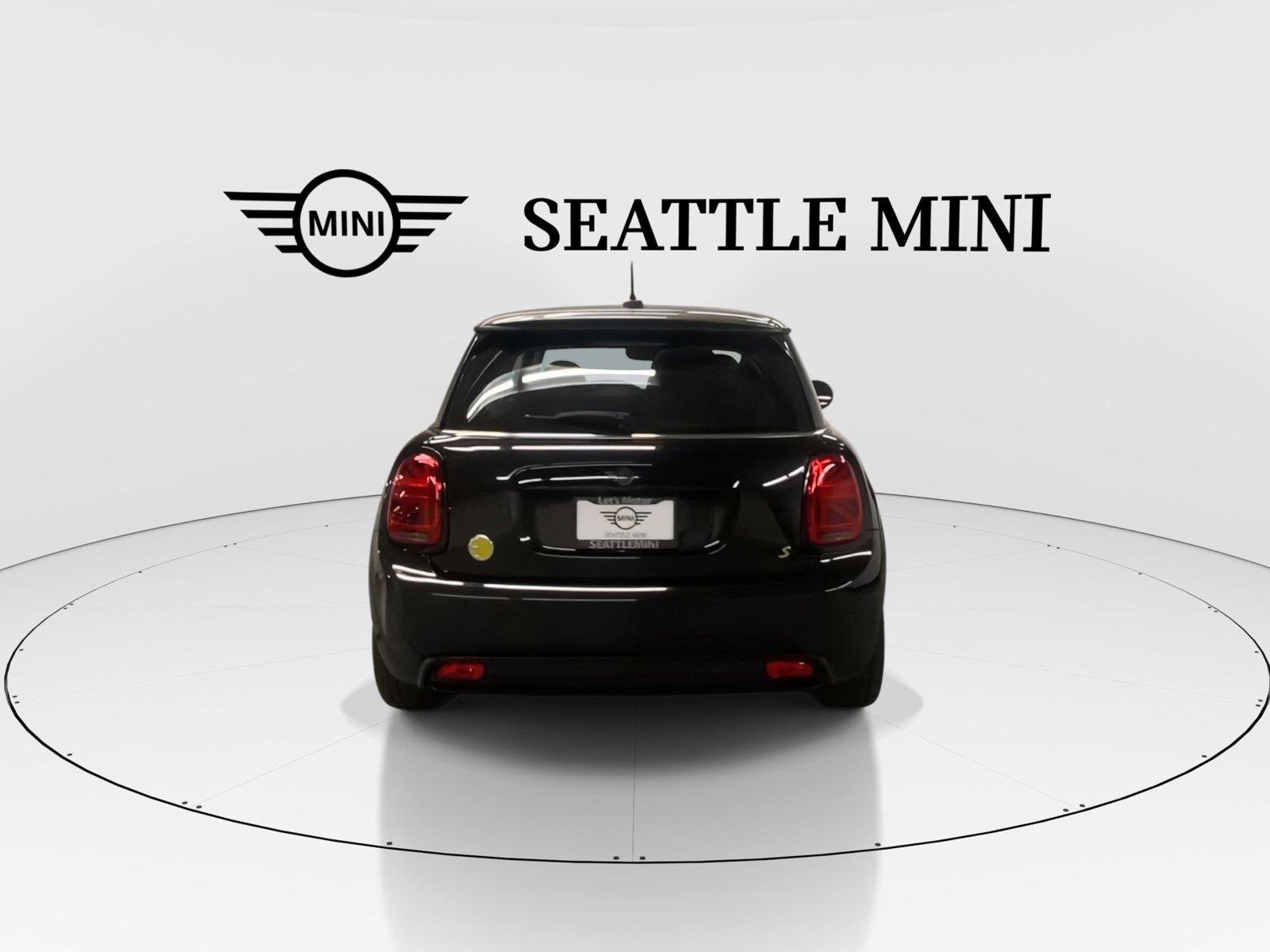 Used 2024 MINI Cooper SE FWD image 10