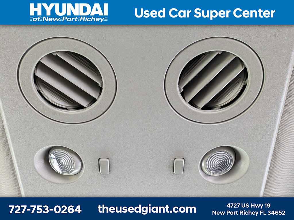 Used 2014 Nissan Armada SL image 18