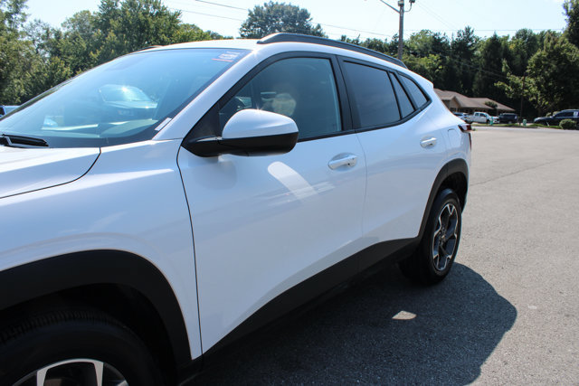 Used 2024 Chevrolet Trax LT w/ Driver Confidence Package FWD image 42