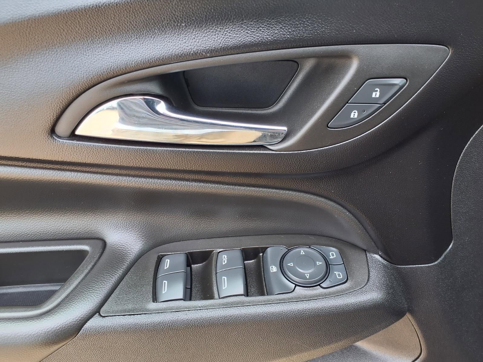 Used 2024 Chevrolet Equinox LT AWD/4WD image 23