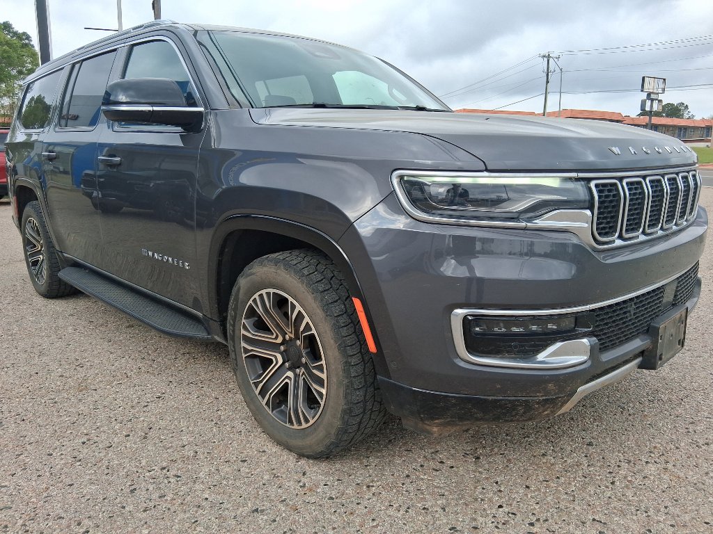 Used 2024 Jeep Wagoneer L Series II image 6