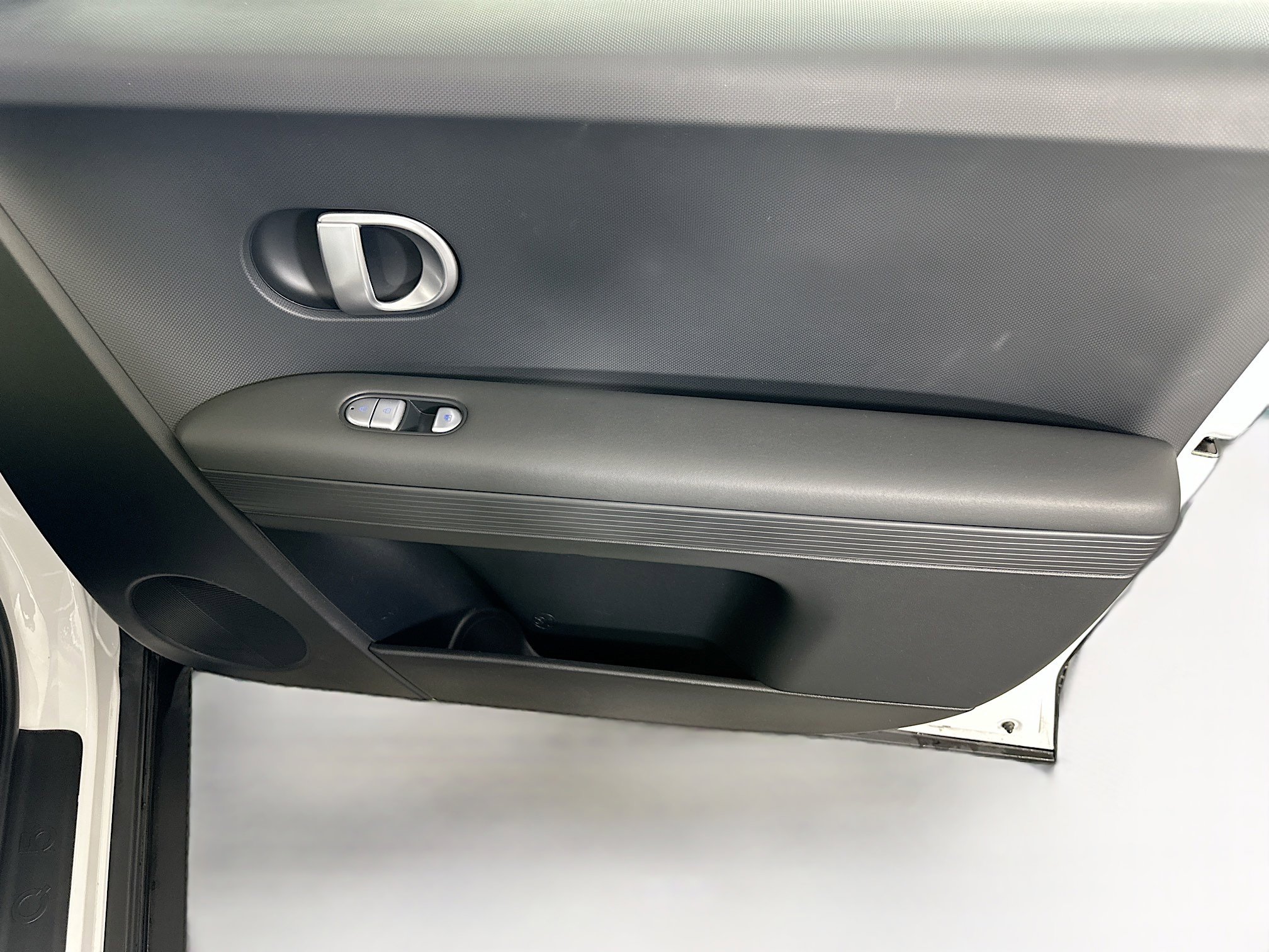 Used 2024 Hyundai Ioniq 5 SEL image 31