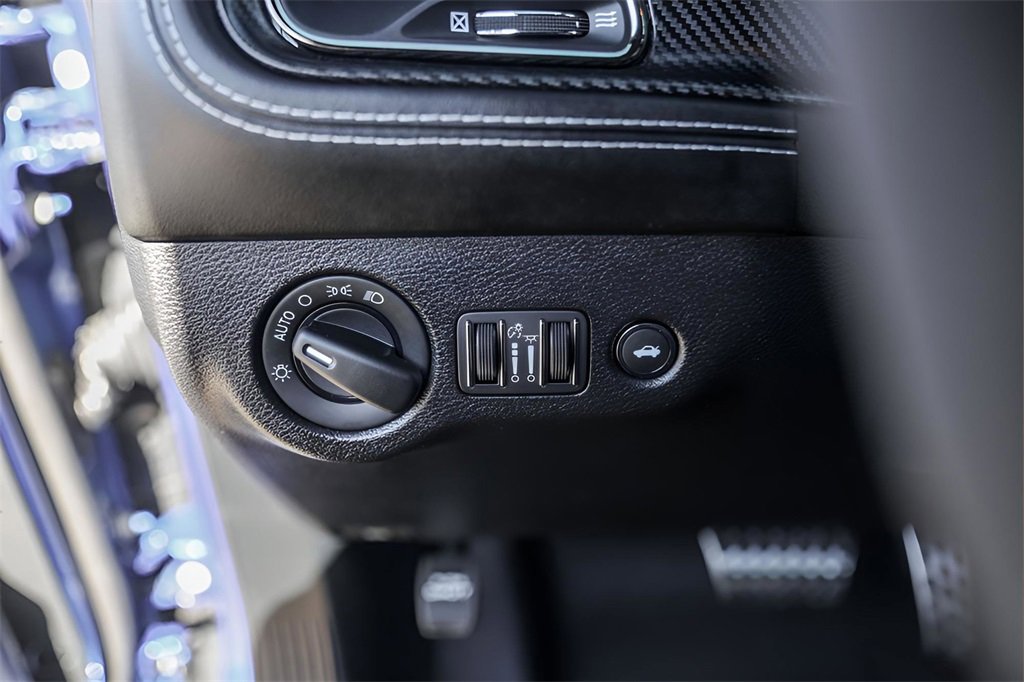 Used 2022 Dodge Challenger SRT Hellcat image 14