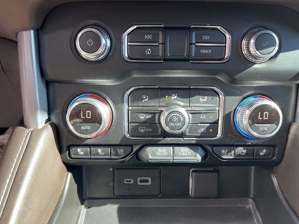 Used 2021 GMC Yukon SLT w/ SLT Luxury Plus Package image 28