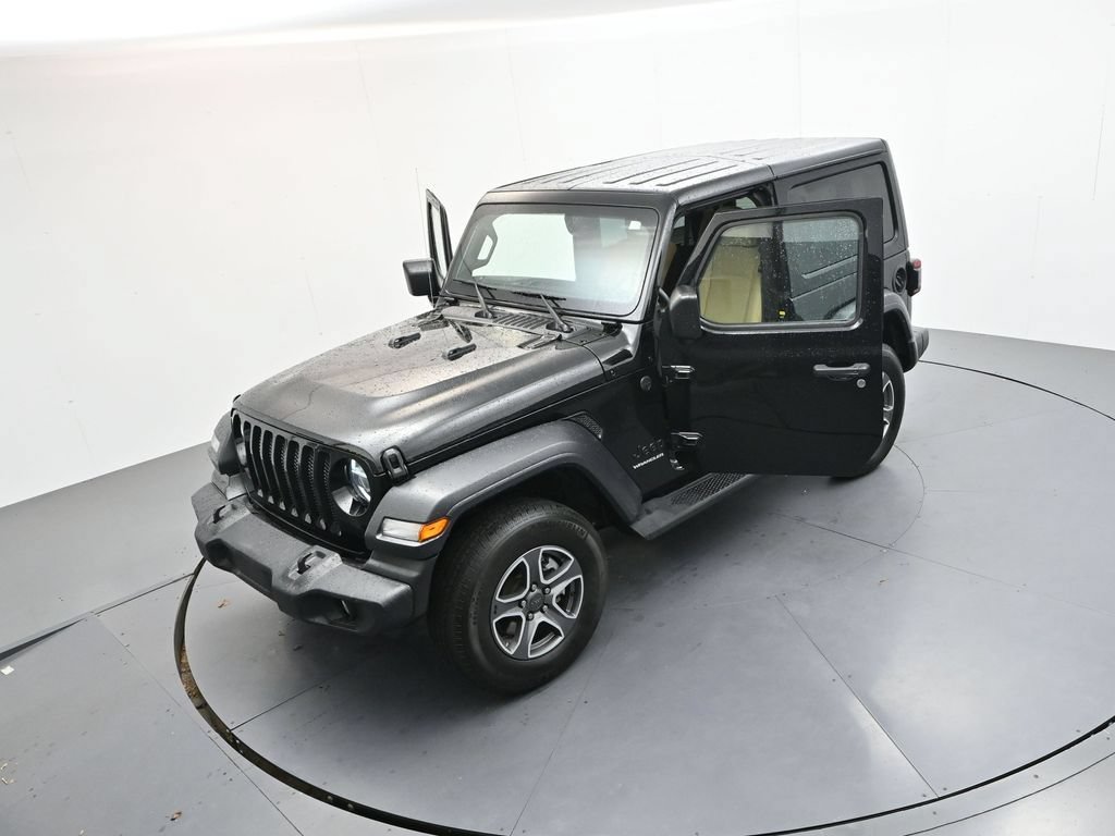 Used 2022 Jeep Wrangler Sport AWD/4WD image 32