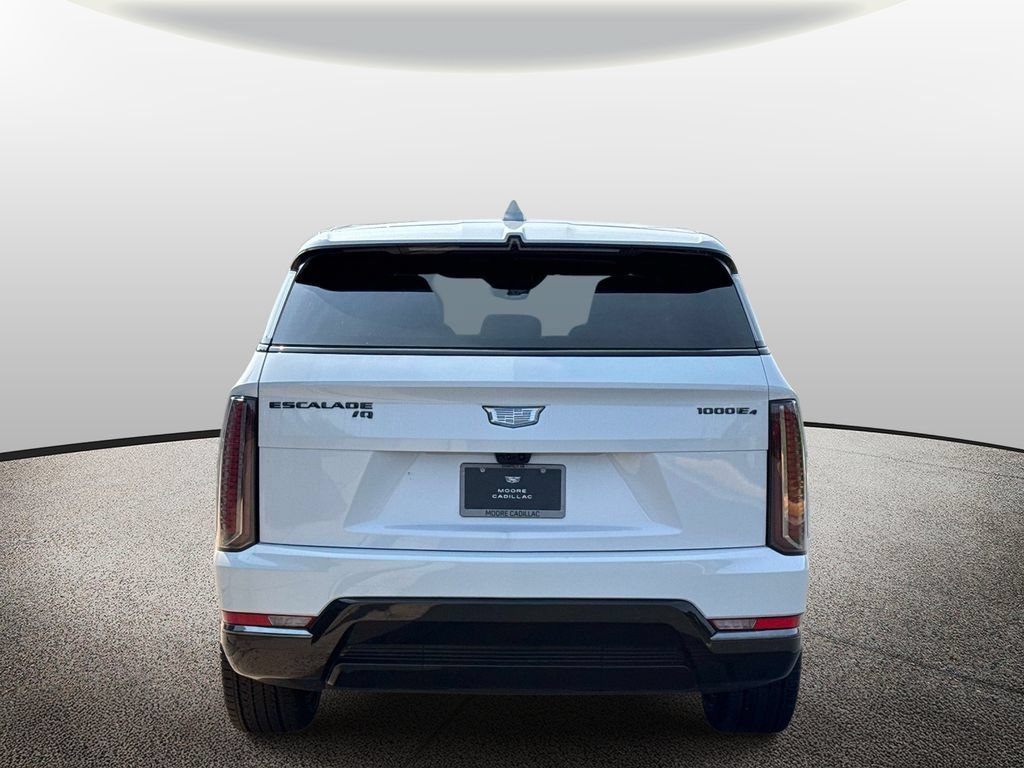 New 2026 Cadillac Escalade IQ Sport 1 w/ LPO, ONYX Package AWD/4WD image 3