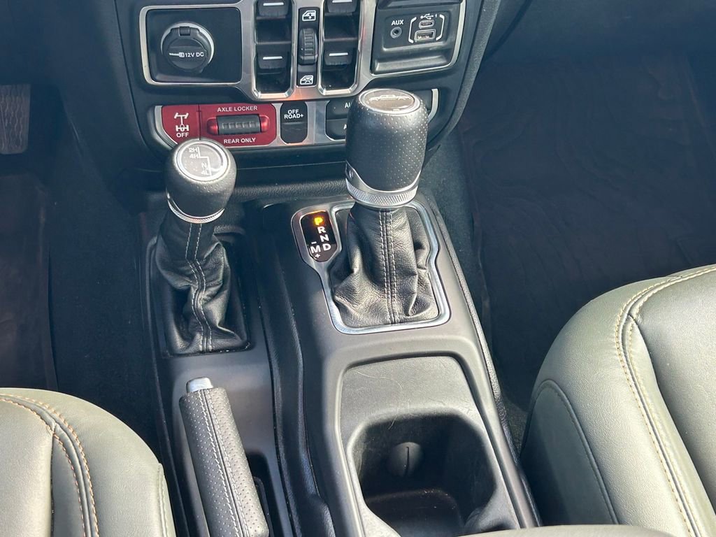 Used 2024 Jeep Gladiator Mojave w/ Safety Group image 21