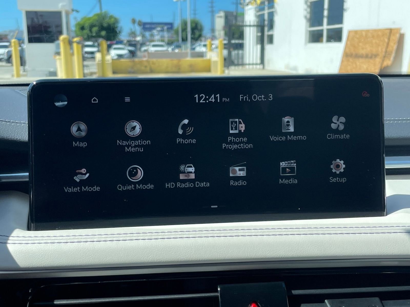 Used 2025 Genesis G70 2.5T image 21