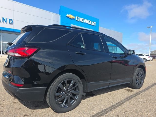 Used 2023 Chevrolet Equinox RS w/ RS Leather Package image 44