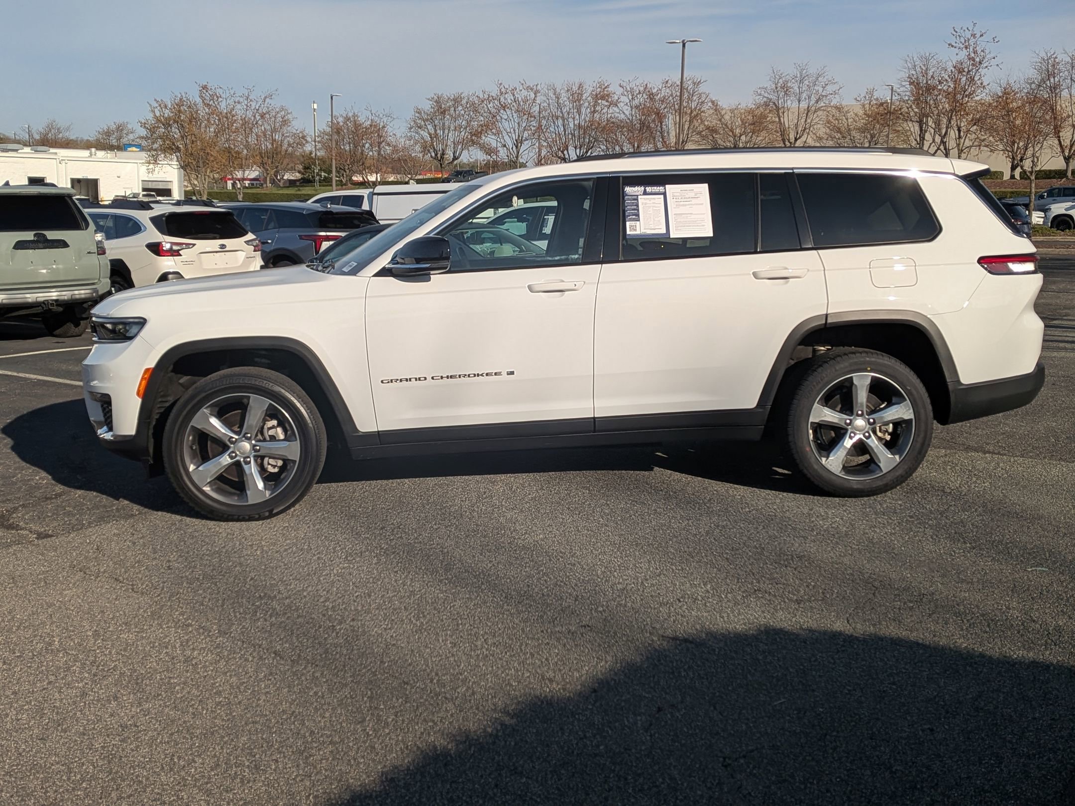 Used 2022 Jeep Grand Cherokee L Limited image 6