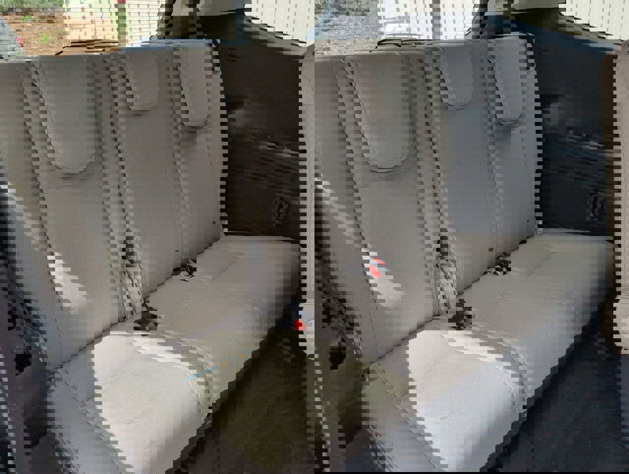 Used 2024 Subaru Ascent Premium w/ Convenience Package image 17