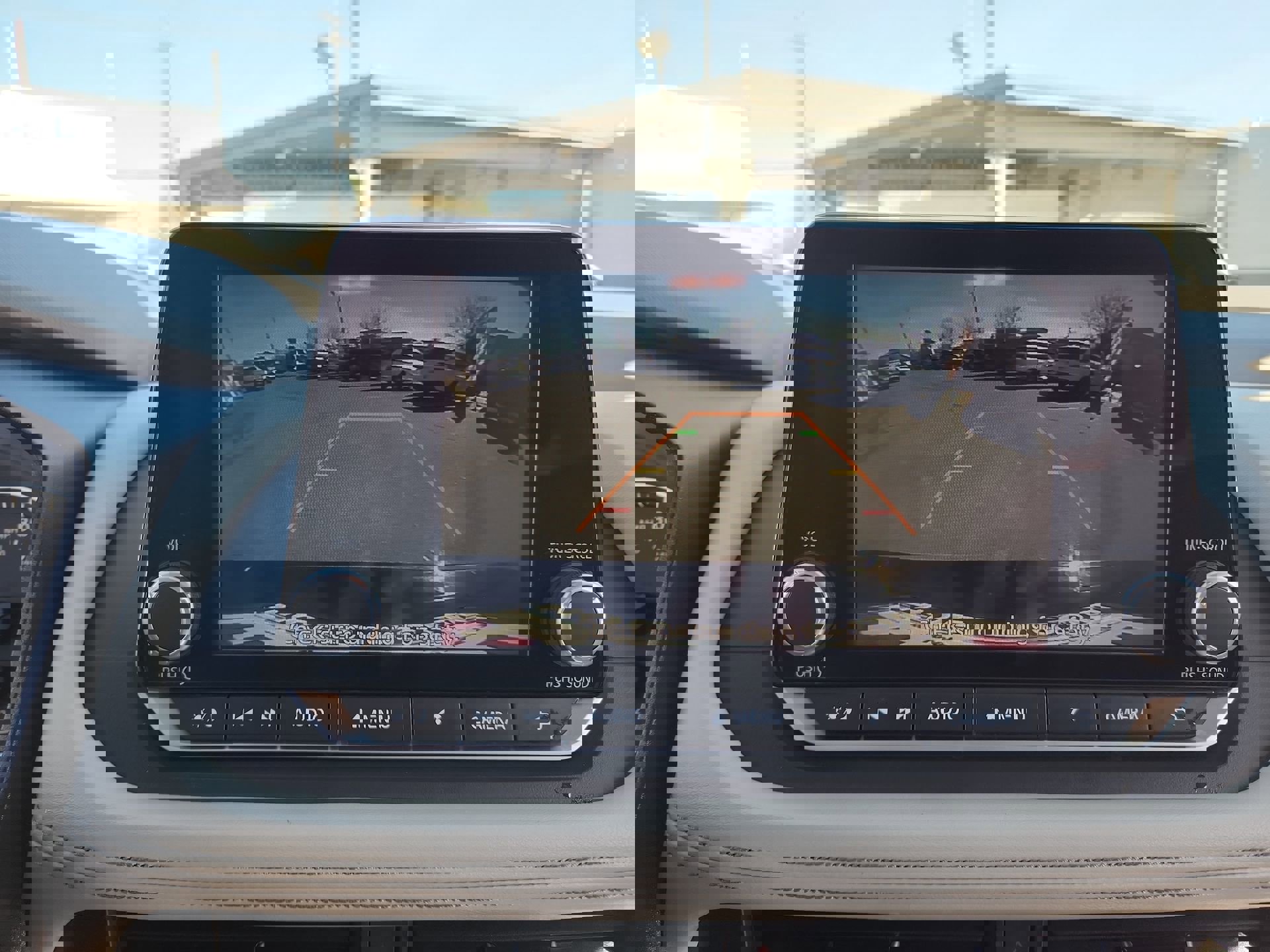 Used 2024 Nissan Rogue SV image 22