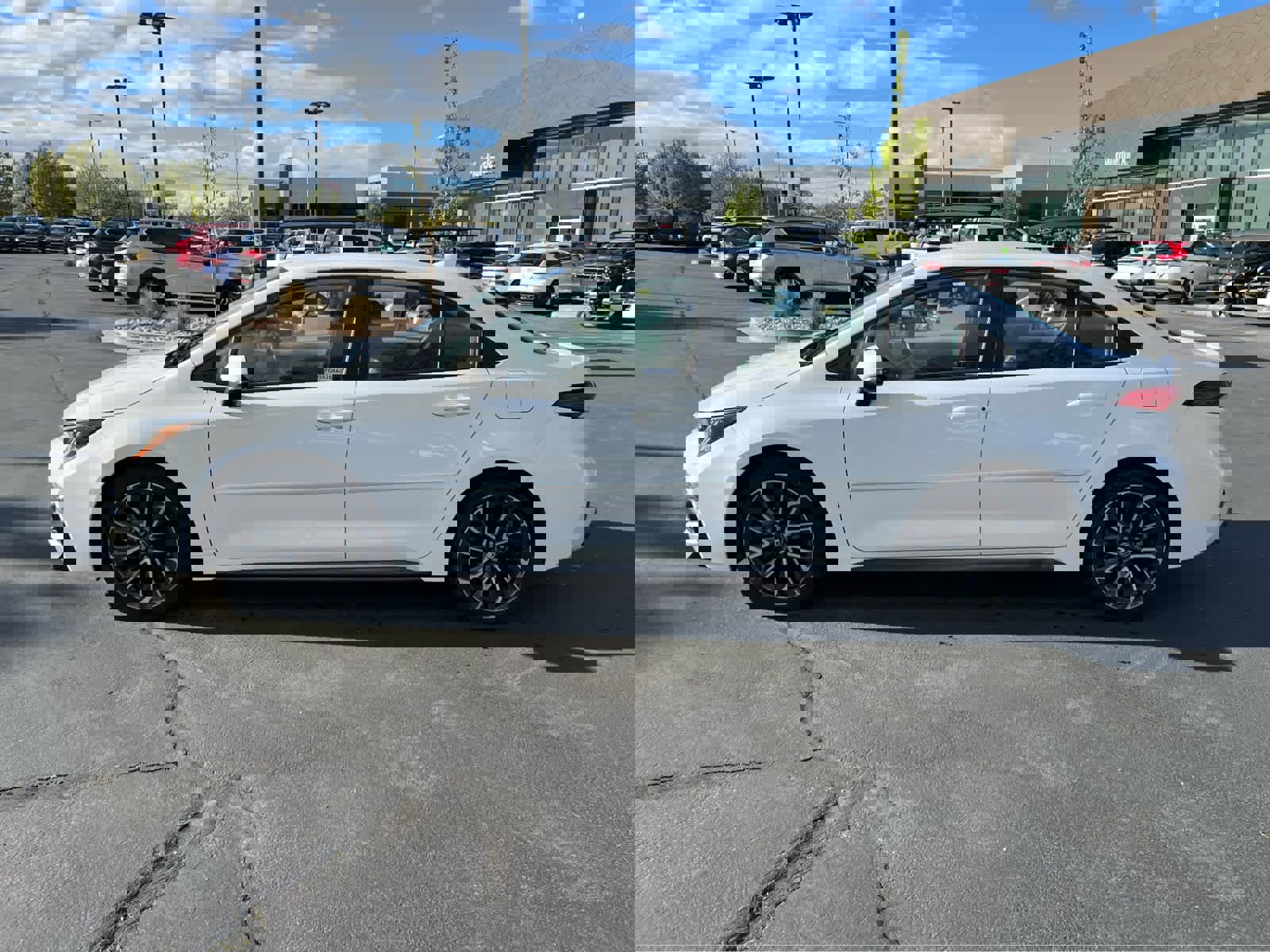 Used 2020 Toyota Corolla SE w/ Body Protection Package image 36