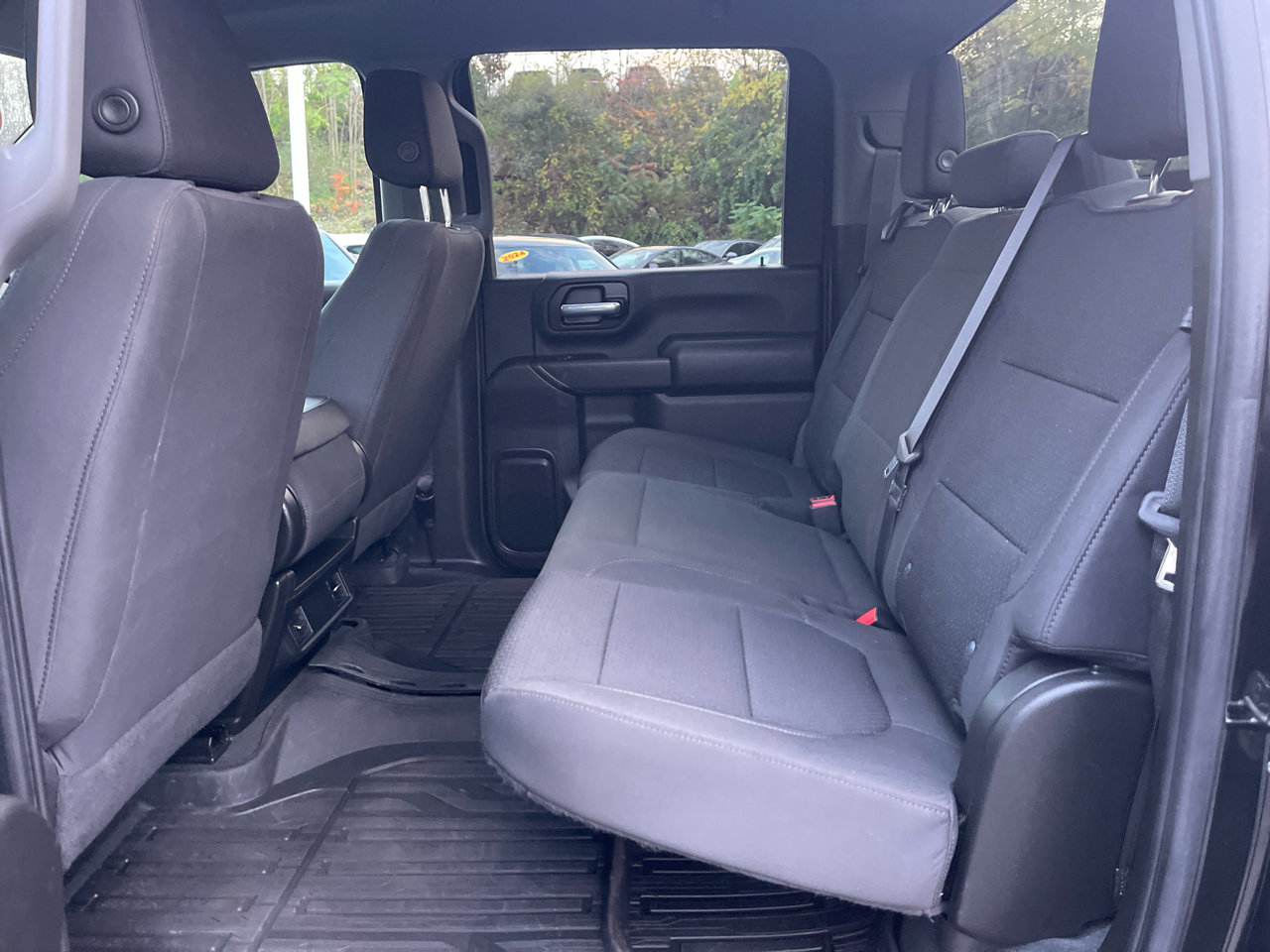 Used 2022 GMC Sierra 3500 Pro w/ Convenience Package image 23