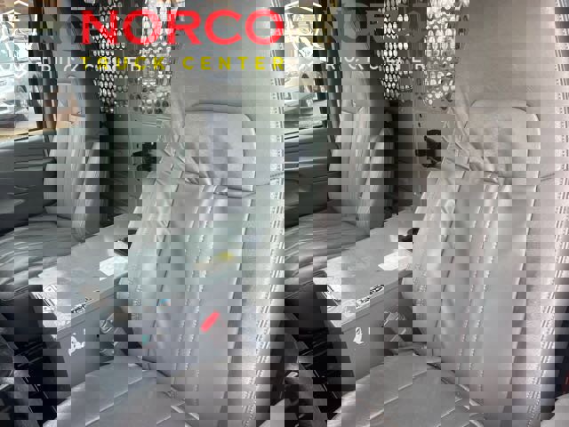 Used 2014 Chevrolet Express 2500 image 15