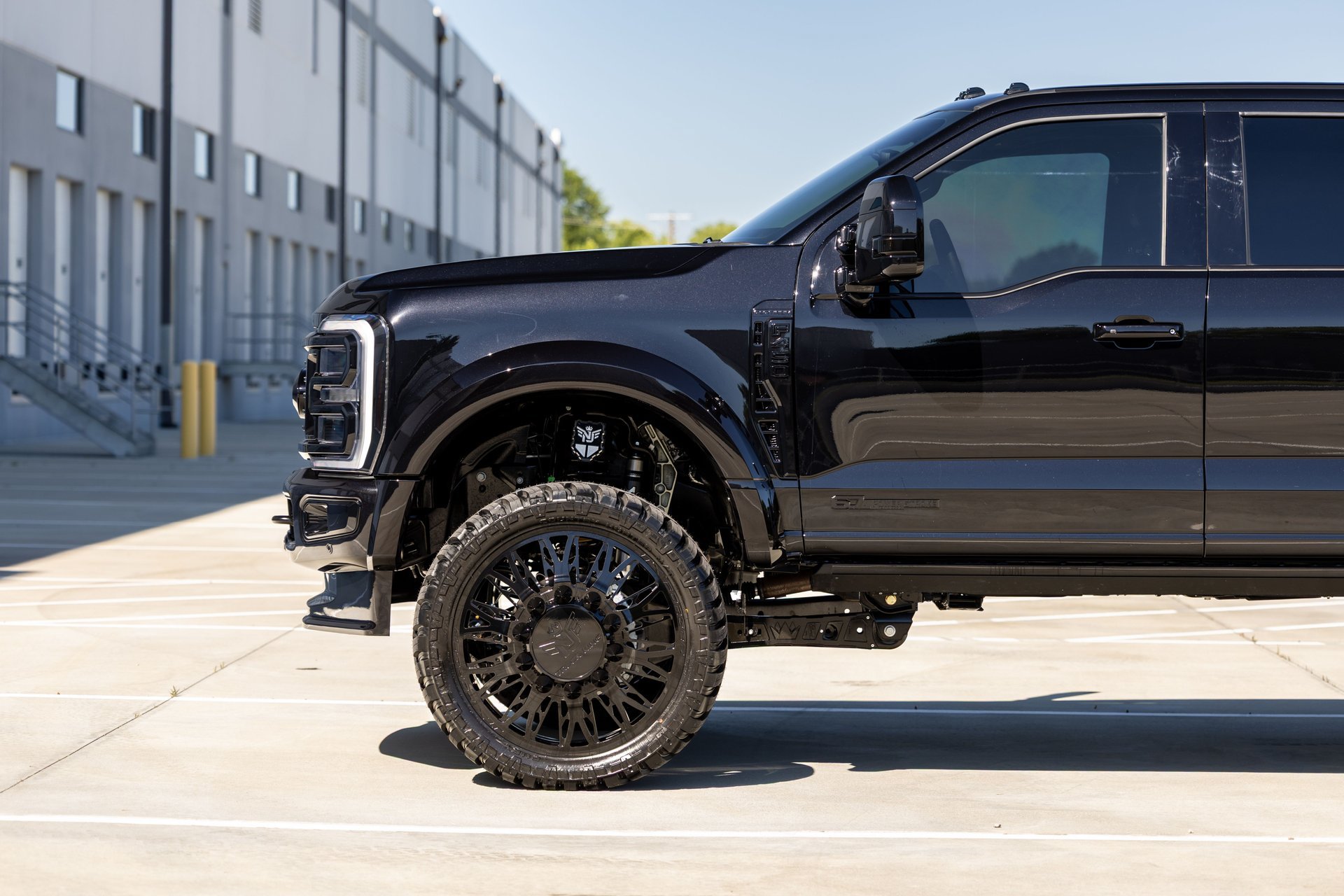 Used 2025 Ford F450 Platinum AWD/4WD image 26