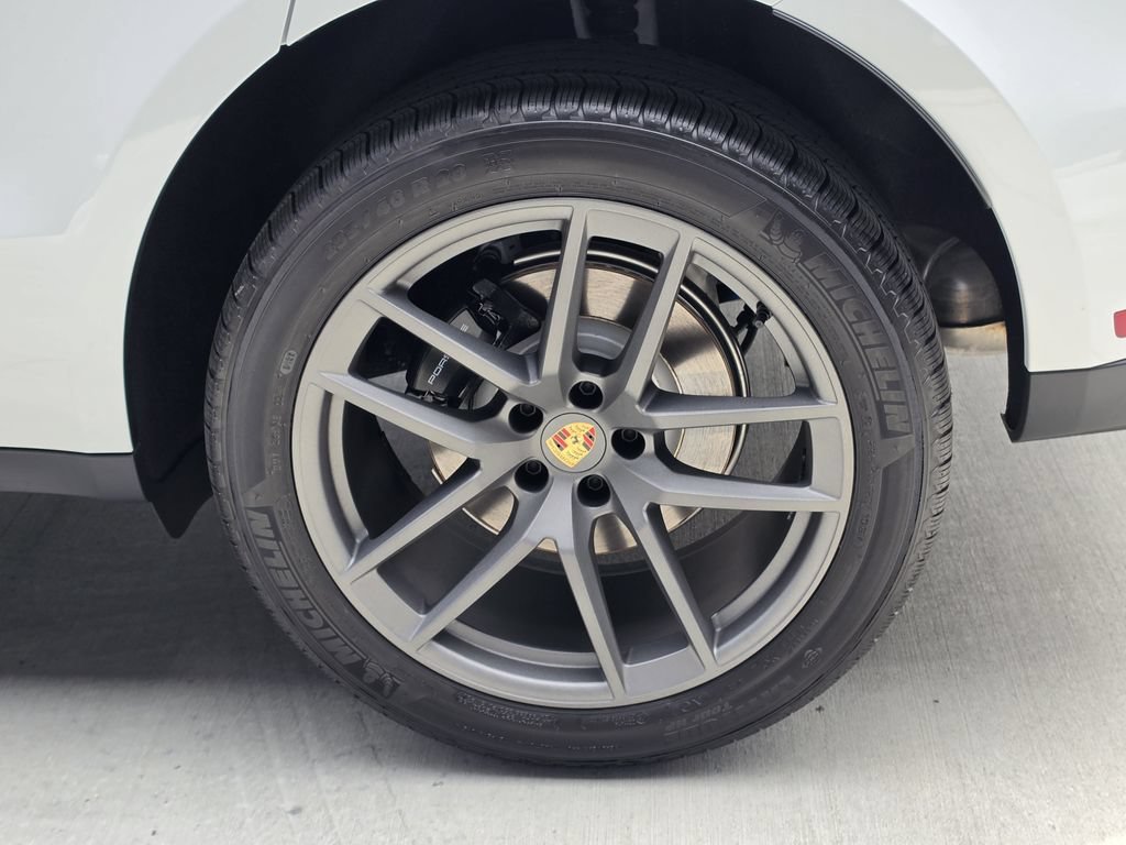 New 2026 Porsche Macan AWD/4WD image 31