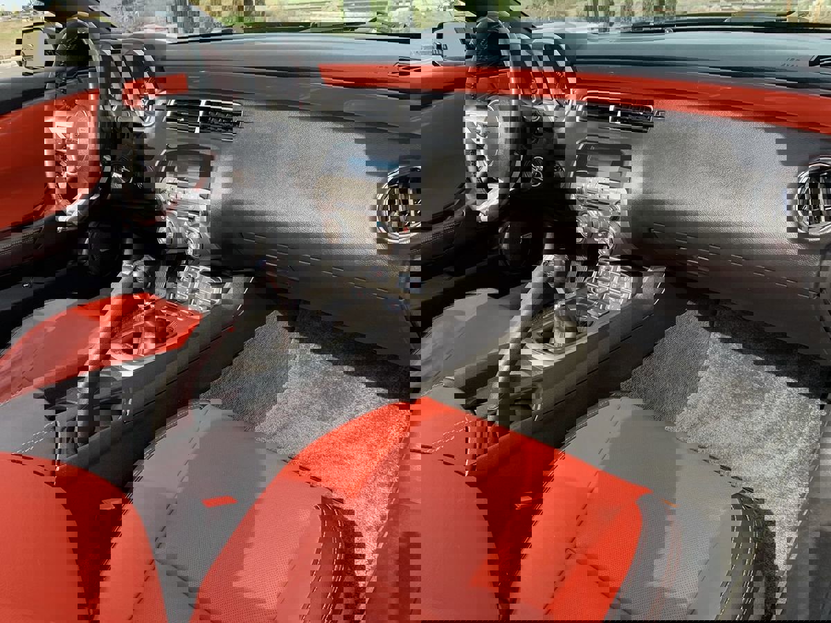 Used 2011 Chevrolet Camaro SS w/ RS Package image 27