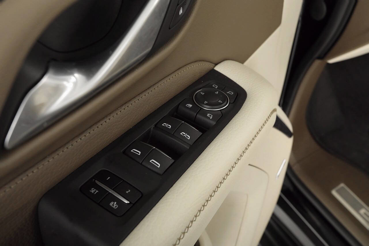 Used 2022 GMC Yukon XL Denali image 42