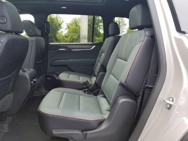 New 2026 GMC Acadia AT4 w/ Super Cruise Package image 14