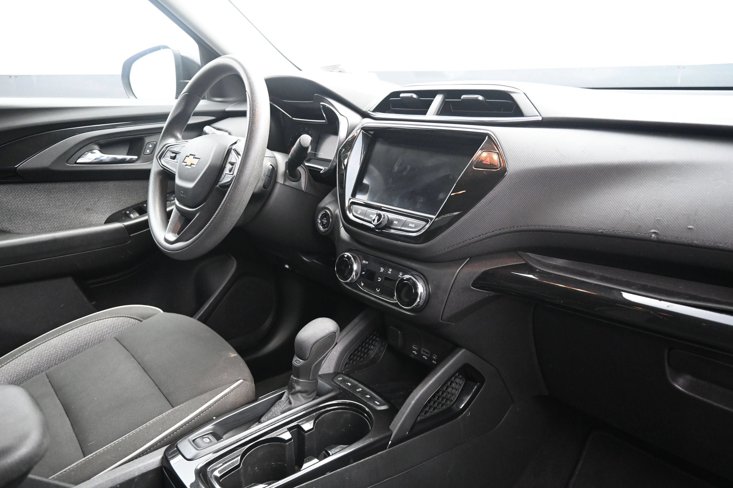 Used 2023 Chevrolet TrailBlazer LT w/ Convenience Package AWD/4WD image 28