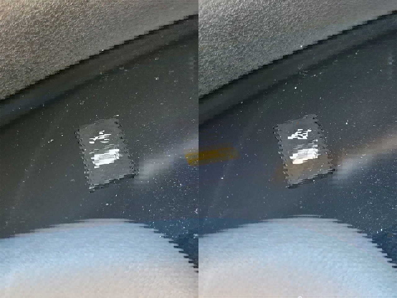 Used 2025 Toyota Sienna Limited image 30