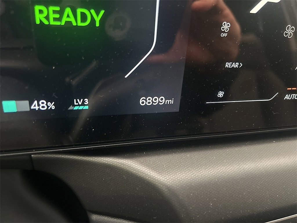 Certified 2026 Kia EV9 Light image 2