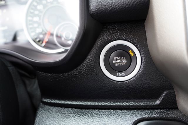 Certified 2019 RAM 1500 Laramie image 31