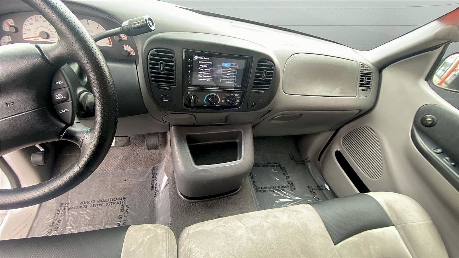 Used 2001 Ford F150 Lightning image 14