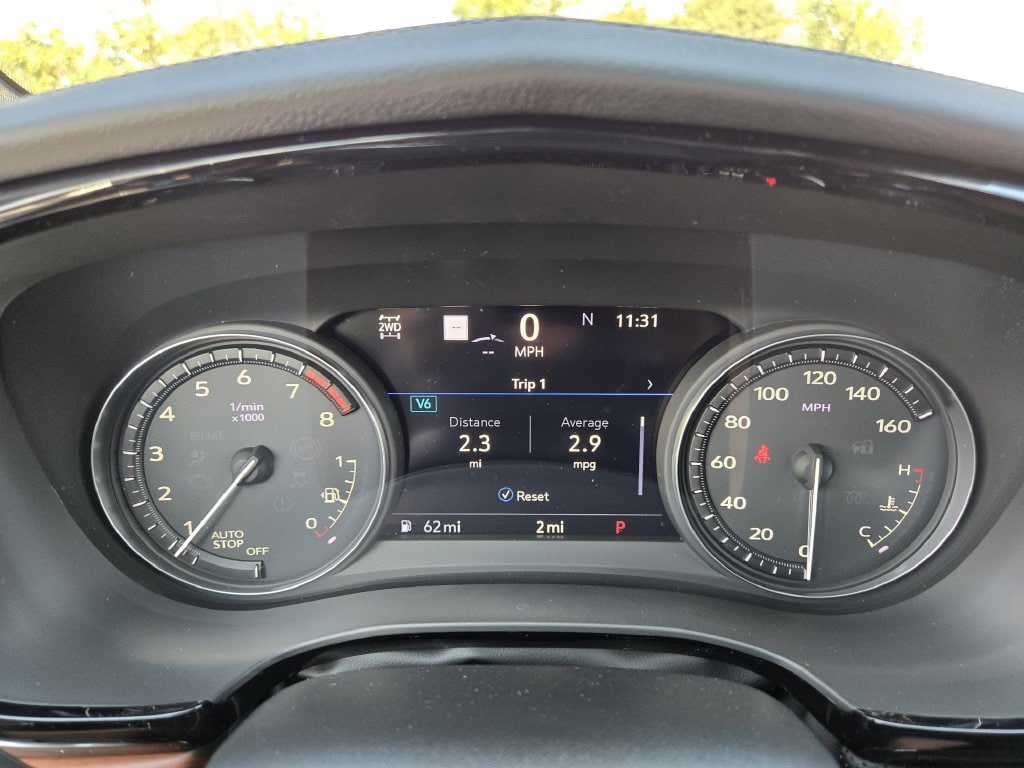 New 2026 Cadillac XT5 Premium Luxury w/ Driver Assist Package AWD/4WD image 9