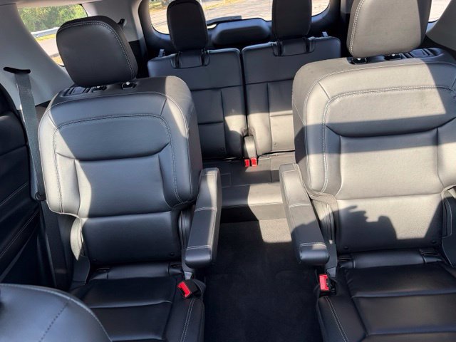 Used 2023 Ford Explorer XLT w/ Equipment Group 202A AWD/4WD image 42