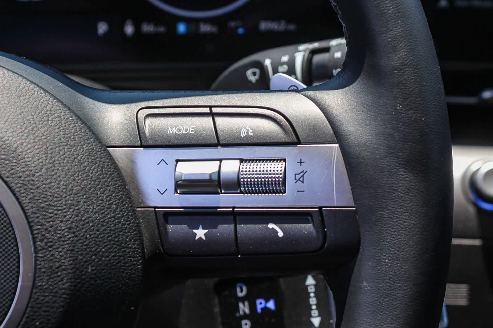 Certified 2024 Hyundai Kona SEL FWD image 31