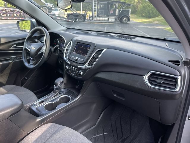 Used 2023 Chevrolet Equinox LT FWD image 28