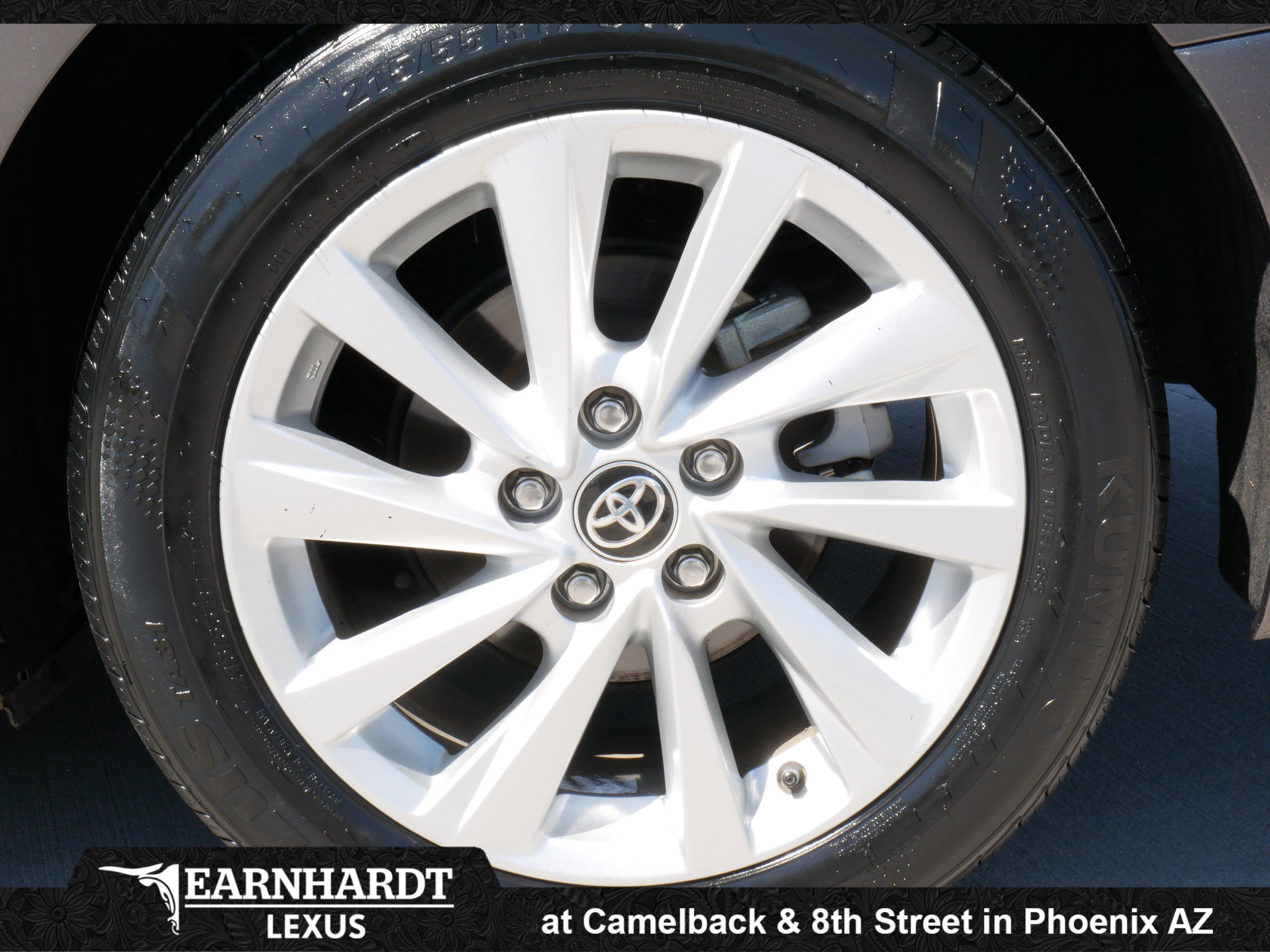 Used 2024 Toyota Camry LE FWD image 17